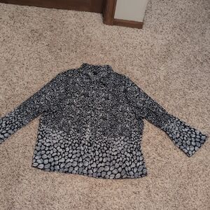 East 5th Black and White Patterned Blouse 3XL
